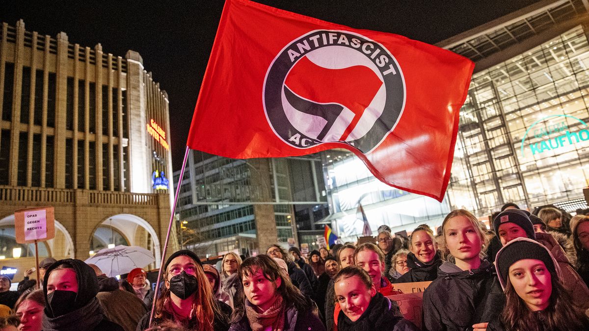 V Berlíně přišlo demonstrovat proti extremismu 150 000 lidí